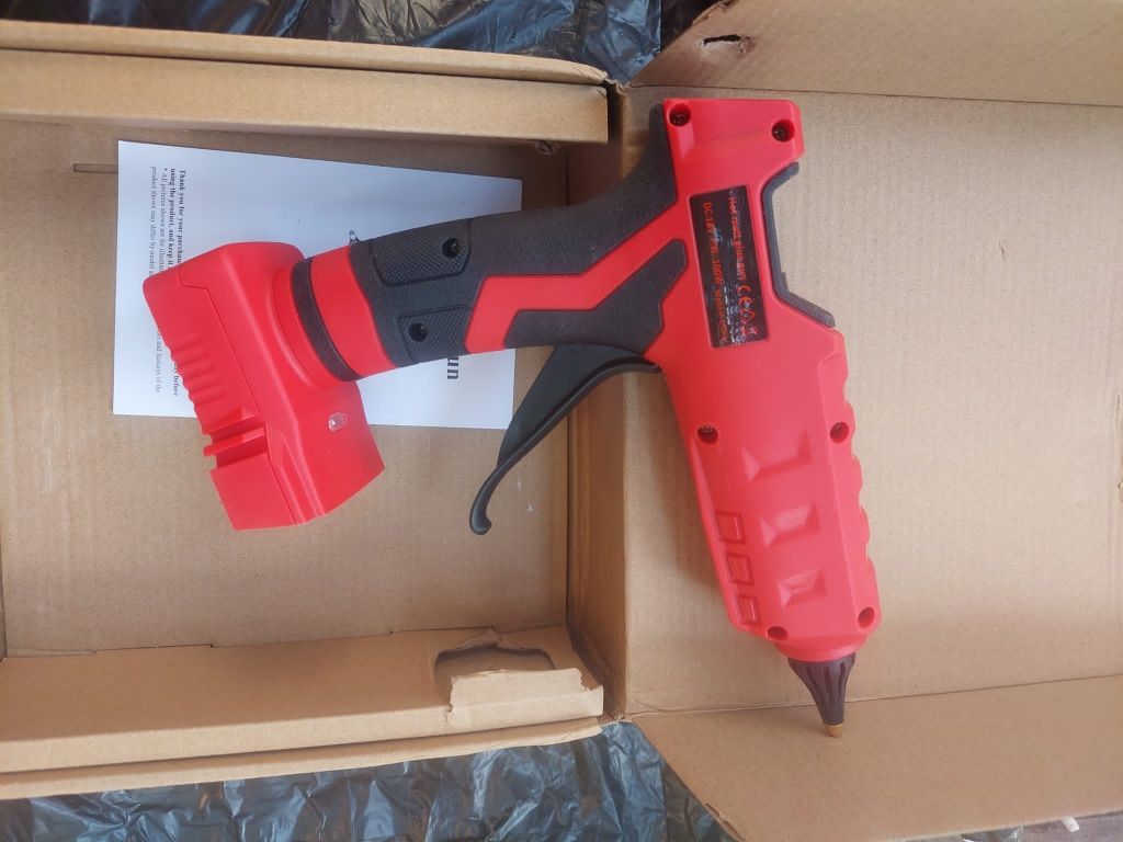 Milwaukee M18 pistol lipit la cald