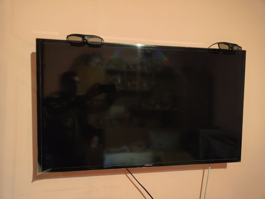 Televizor Smart SAMSUNG 106CM
