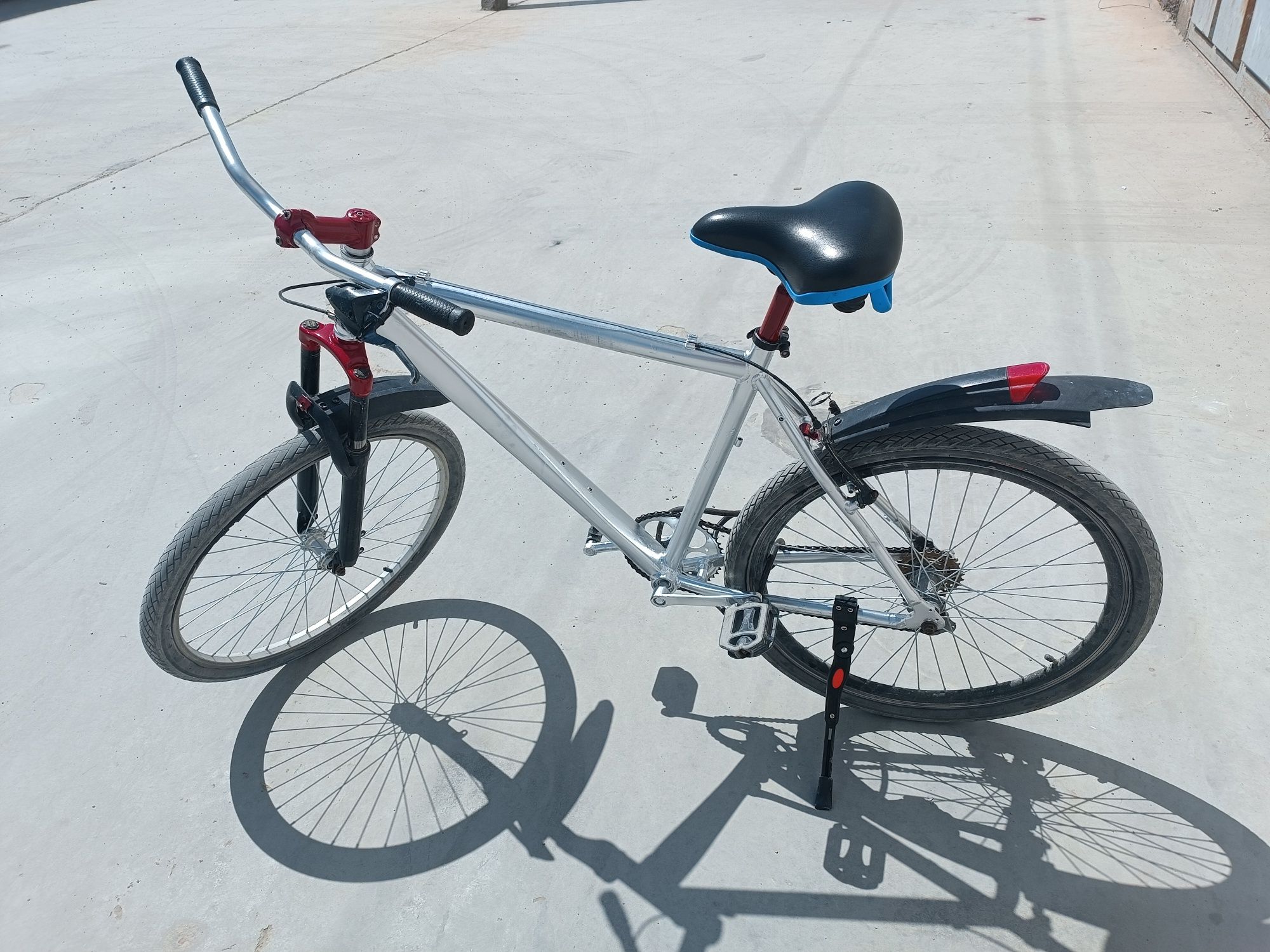 Velosiped sotiladi
