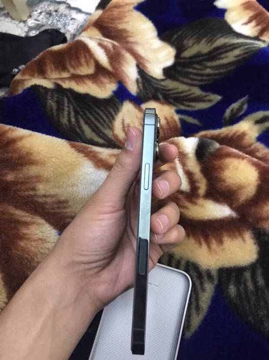 Iphone 13 pro max green