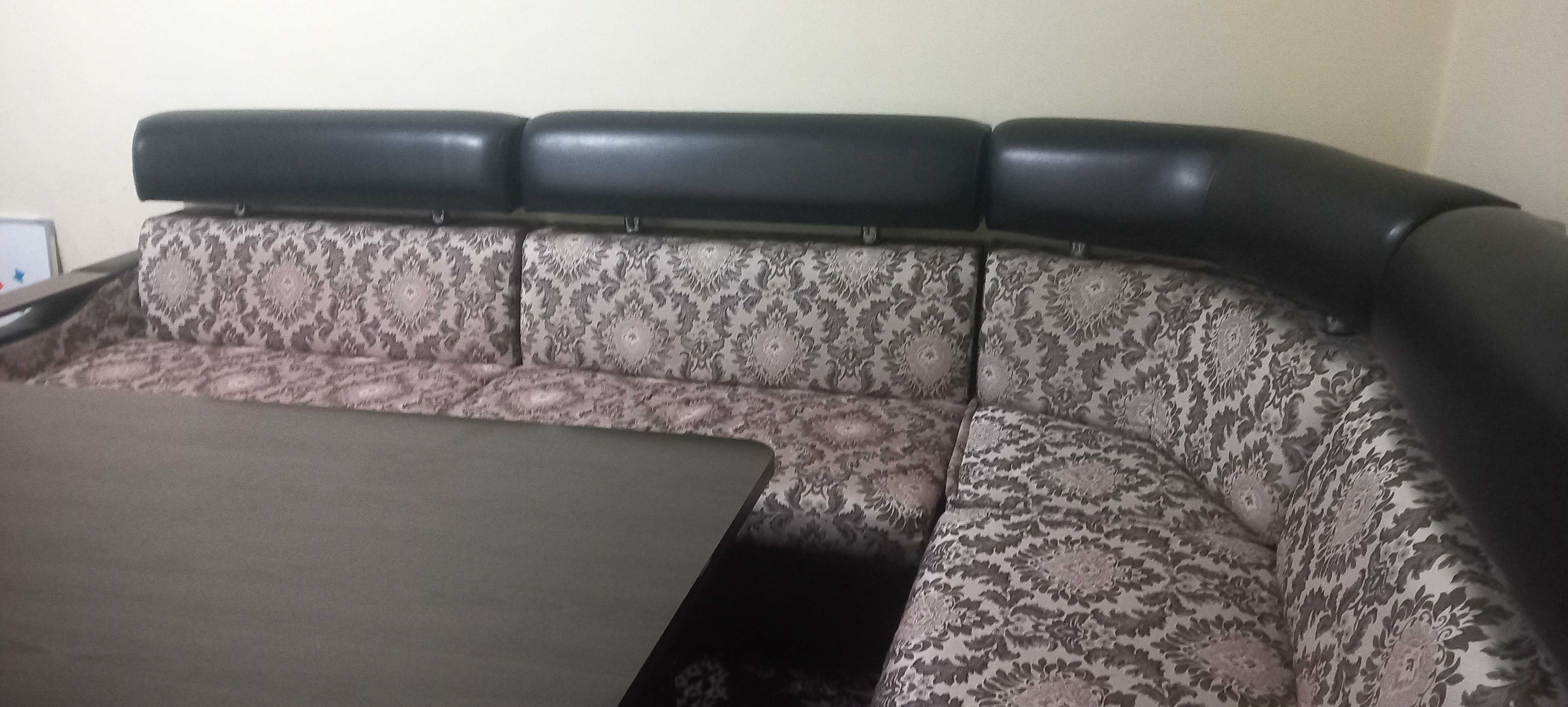 Mebel, divan ugolok