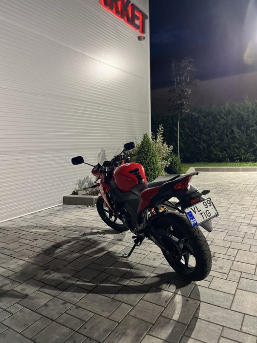 Vând motor Honda CBR 125 R