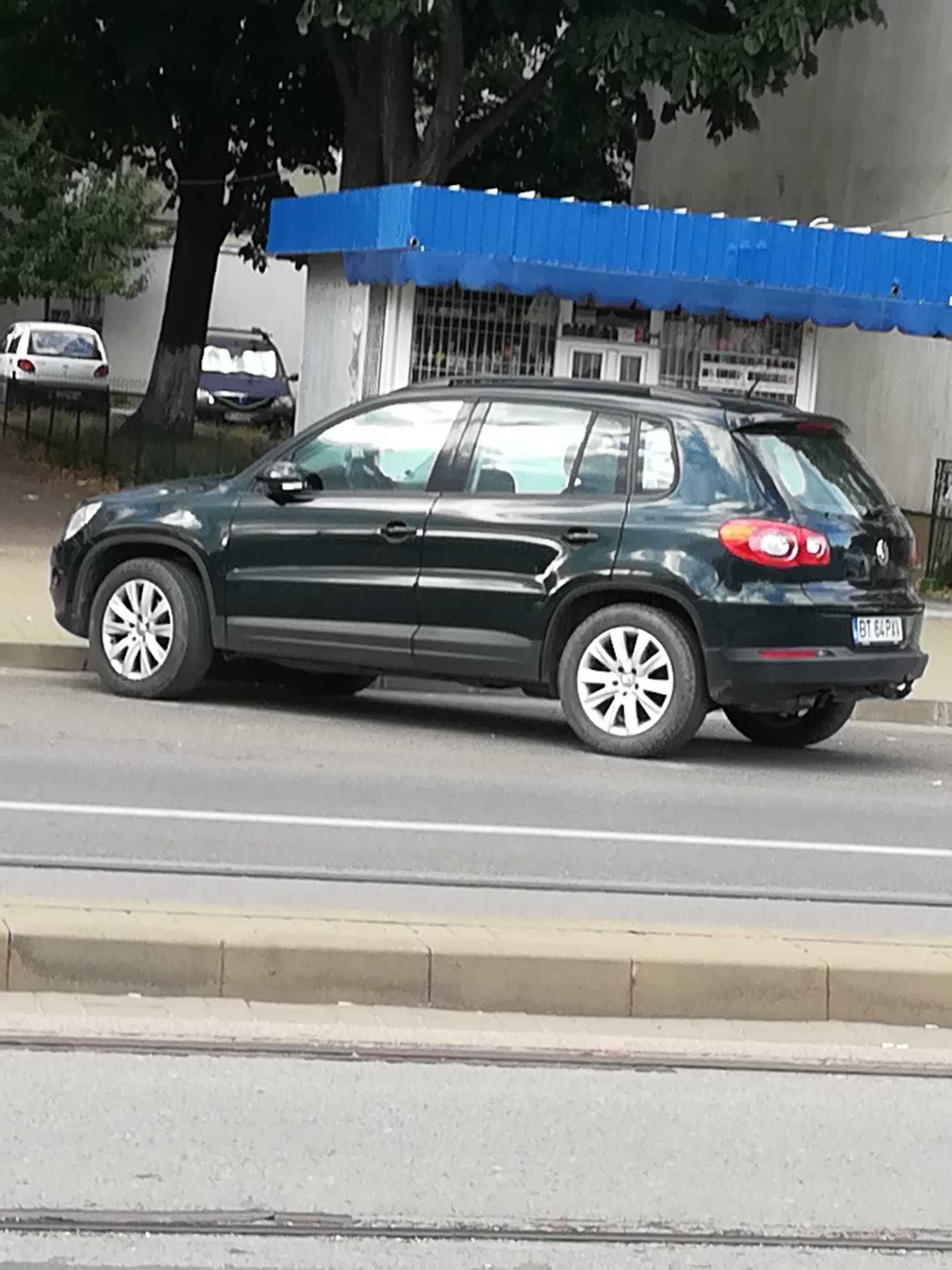 Vand WwTiguan 2009 SUV ,multiple dotari , benzina, tractiune 4×4