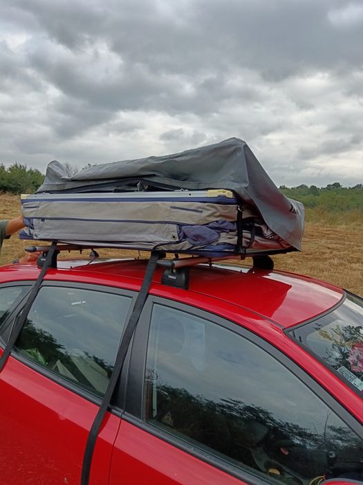 Cort pe mașină (utilizat)