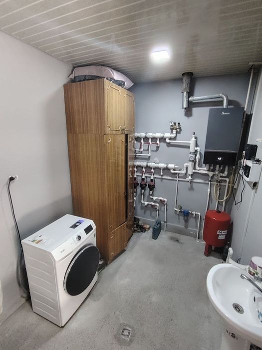 Uy uchastka yer srochna Sotiladi 4.     4.5