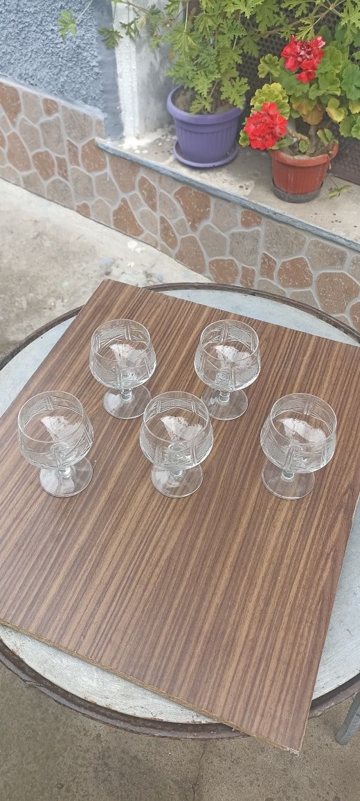 Кристален сервиз от 5 бр. чаши