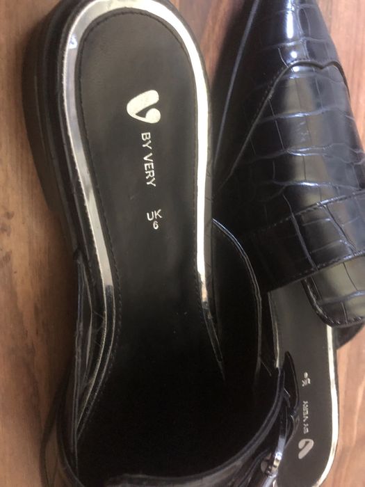 Нови дамски чехли