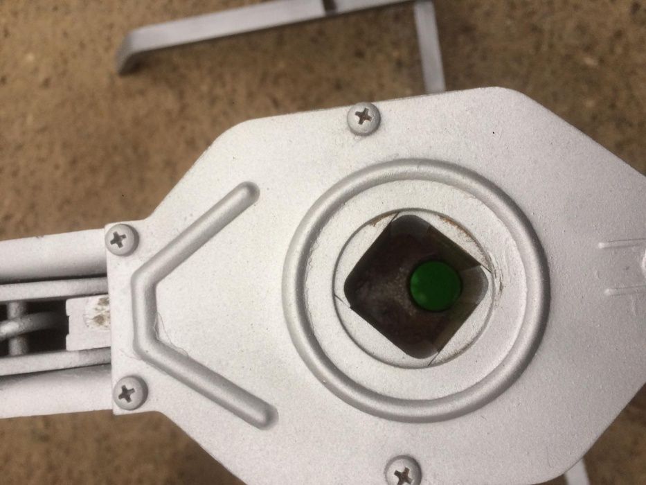 Capsator Sticle cu Pluta