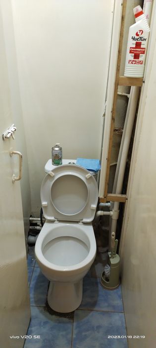 Сиденье от унитаза „Роса Лира“, с крышкой