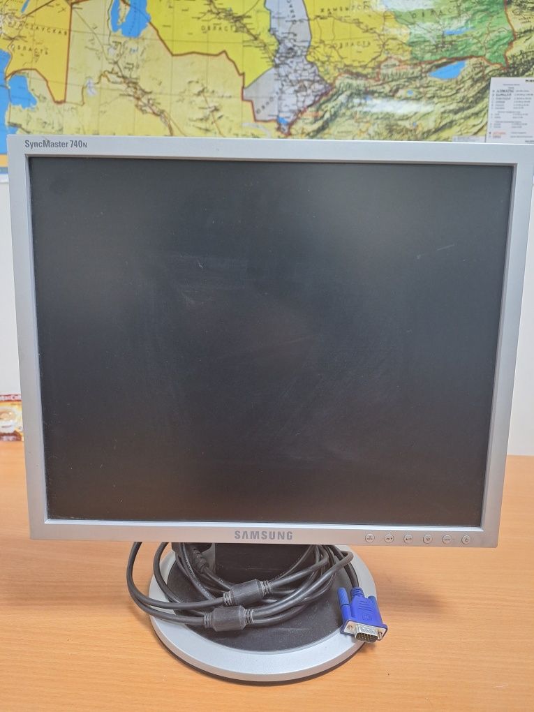 Samsung SyncMaster 740 n