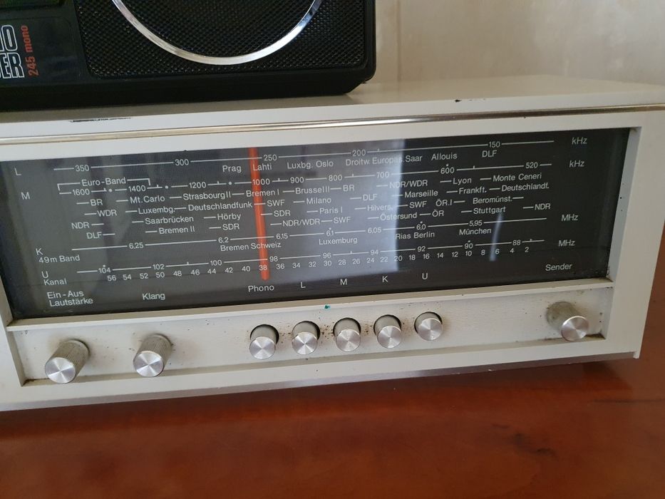Aparate radio vintige de marca
