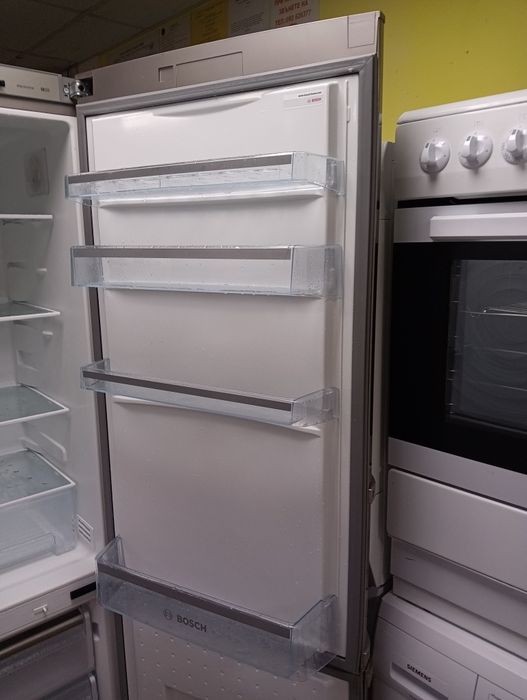 Иноксов комбиниран хладилник с фризер Бош Bosch 2год.Гаранция