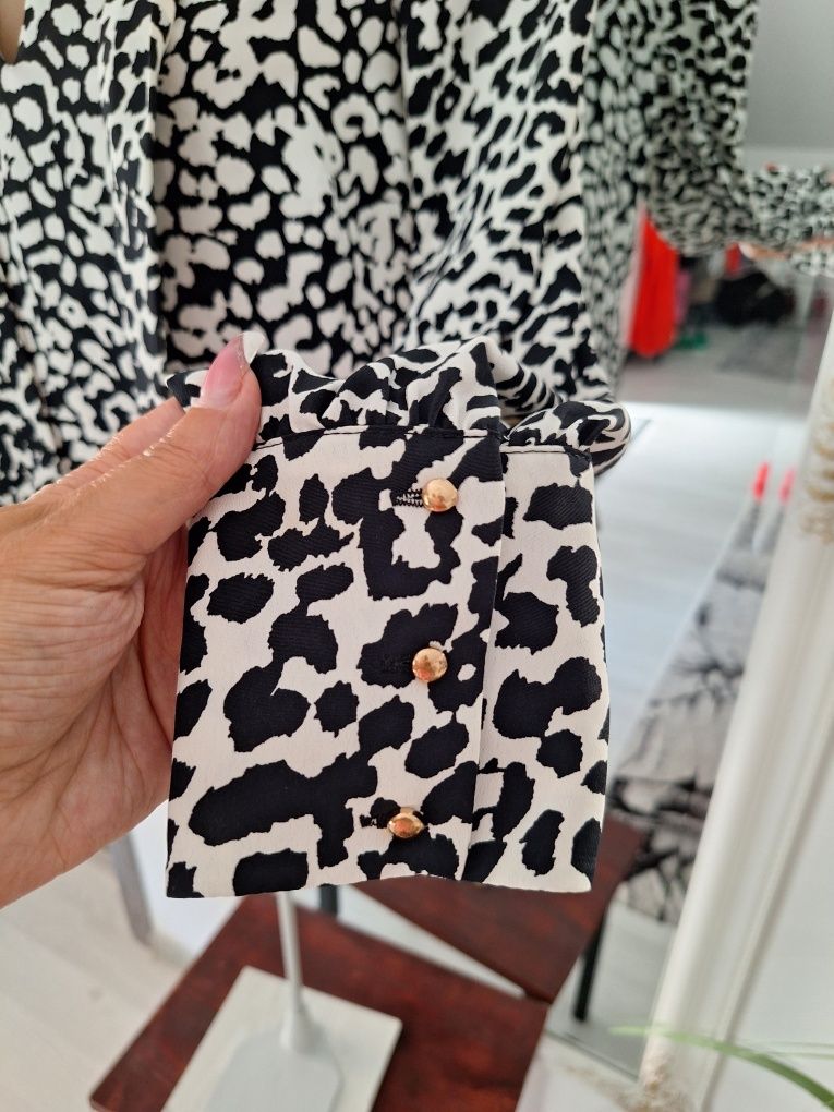Bluza noua Anglia M..de brend..superba
