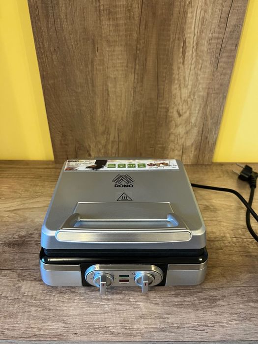 Гофретник Domo DO9194W, Belgium Waffle Maker