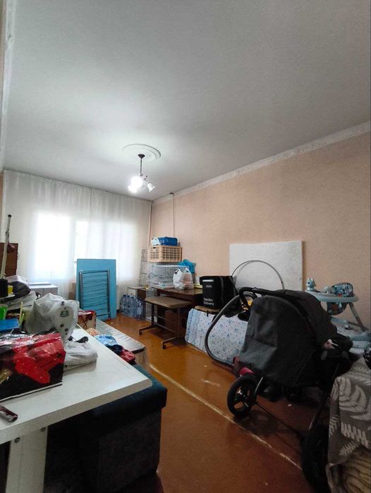 СРОЧНО...Сергели 5да 4 хона 7-этаж 9этажка 85квадрат   метрога якин