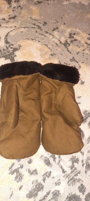 Продаю зимние варежки натуральный мех