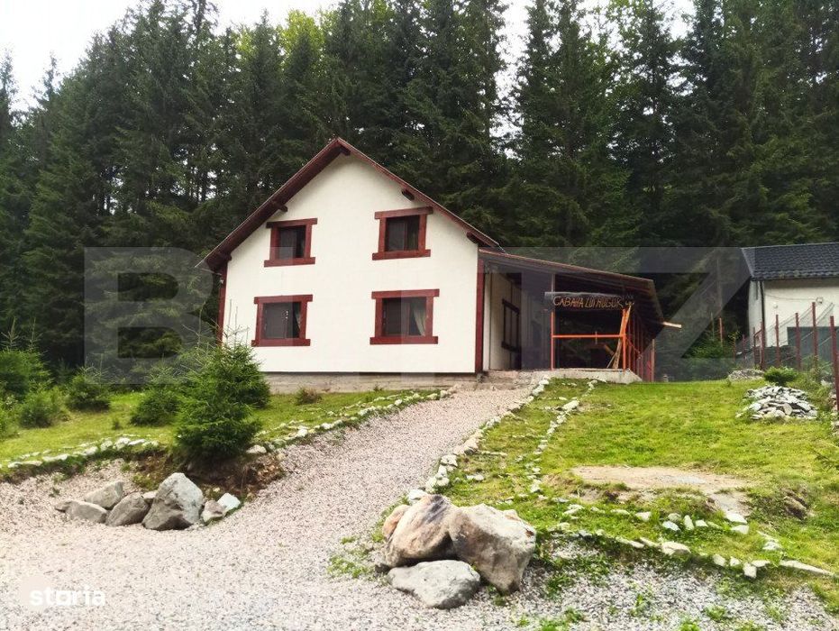 Vanzare cabana/pensiune, cu 7 camere, 190 mp, zona Pojorata