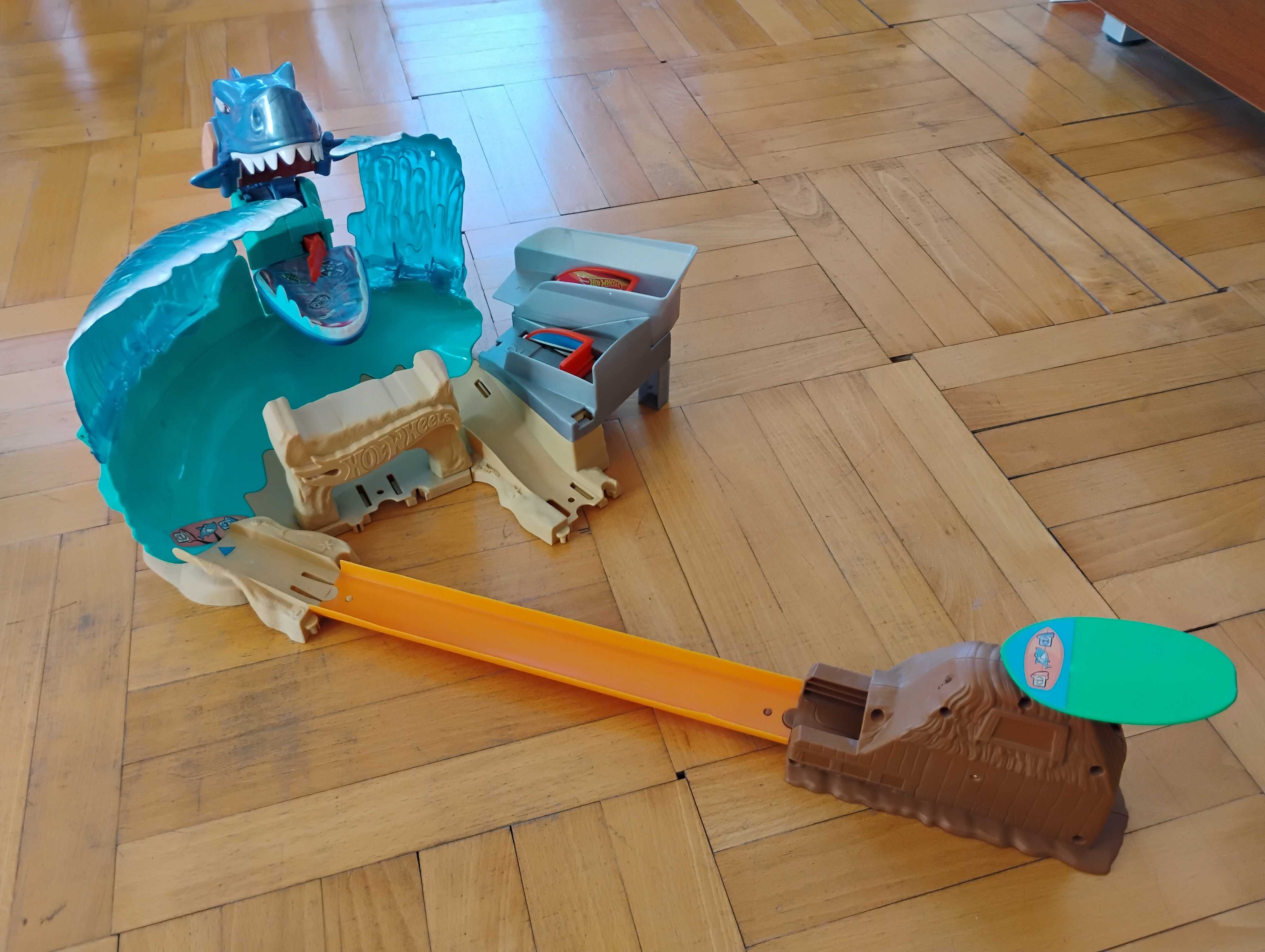 Hot wheels писти / части / елементи