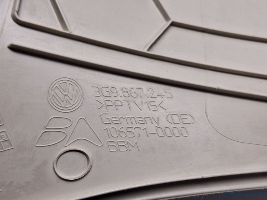 Ornament stap portbagaj stanga spate VOLKSWAGEN PASSAT Variant (3G5) [