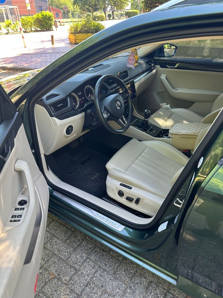 Skoda  Superb 2020