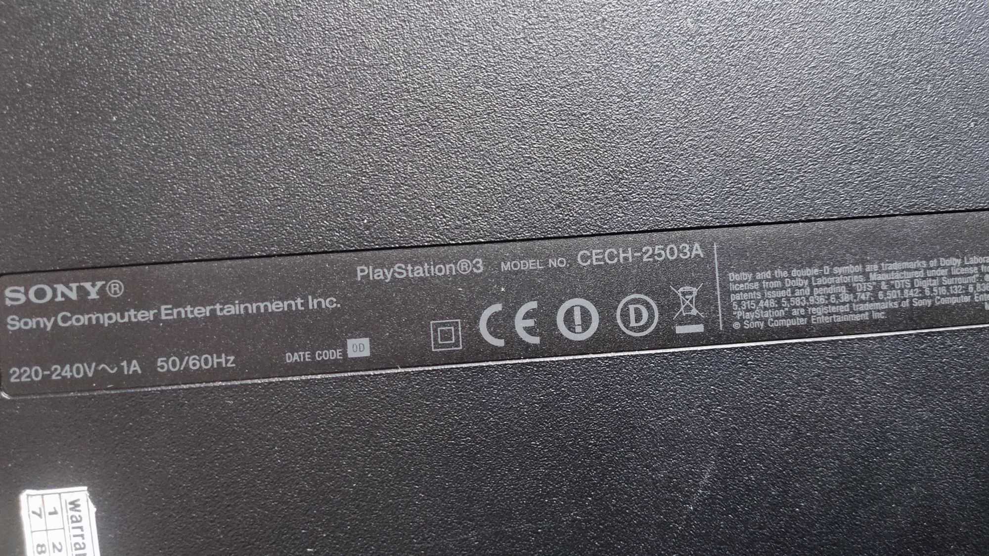 Продам Sony PlayStation 3. Прошитая + 4 диска лицензионных!