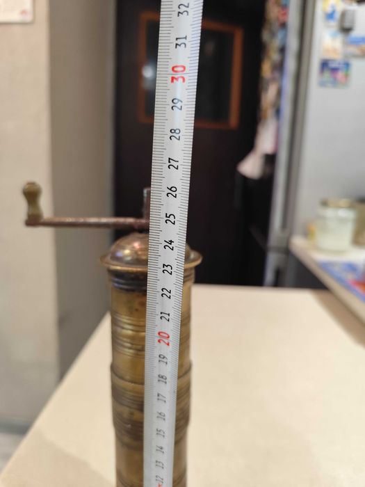 ръчна мелничка за чер пипер, кафе