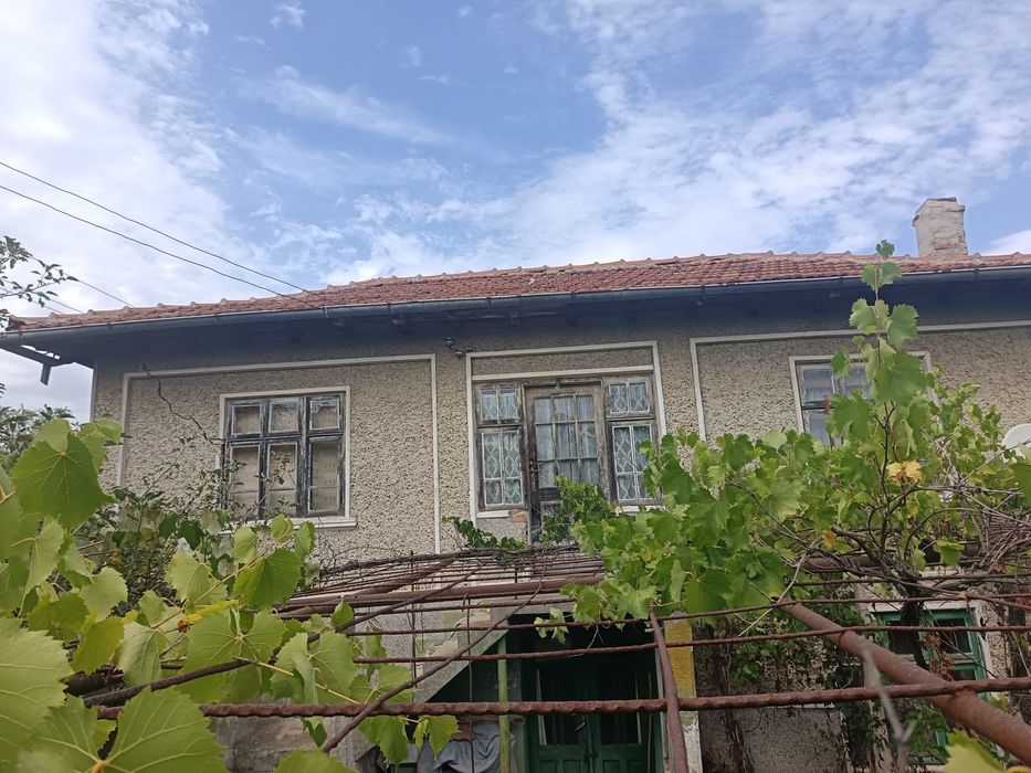 Къща в село николаевка.