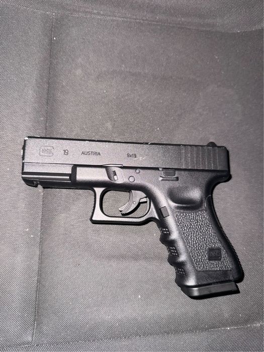 Airsoft glock 19 gen4