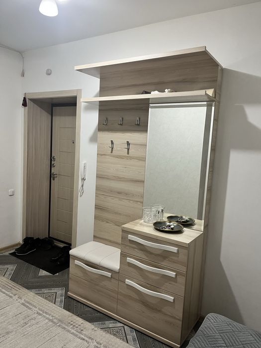 Продам прихожую