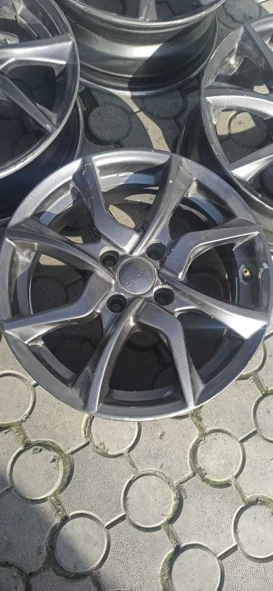 Диски литые R15/ 4х100 б/у