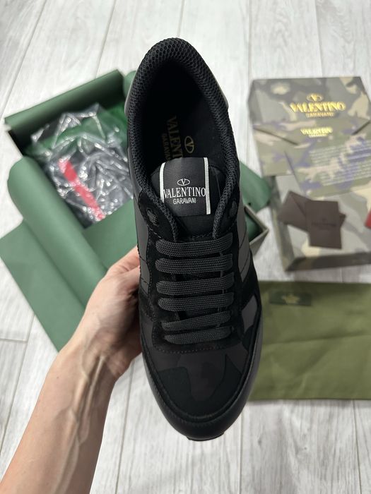 Valentino естествена кожа мъжки черни сникърси маратонки велур