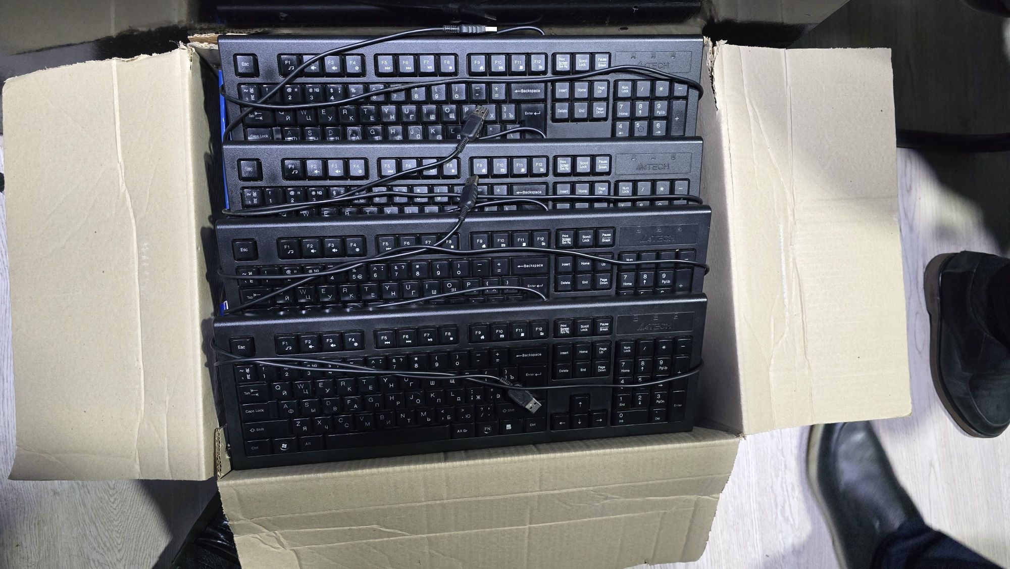 Клавиатура A4tech 15та бор кам ишлатилган