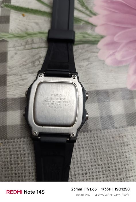 Часовник Касио водоустойчив