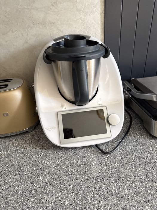 Thermomix 6 б/у белый