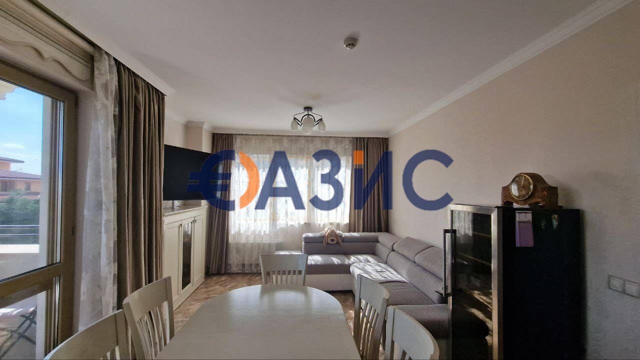 Апартамент с 3 спални, 2 ет., "Вила Флоренция", Свети Влас, България,