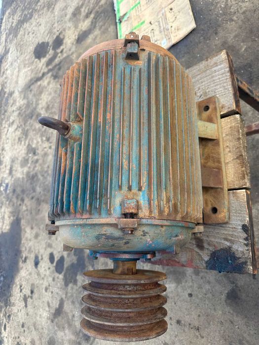 Vand motor electric trifazic 30 kw