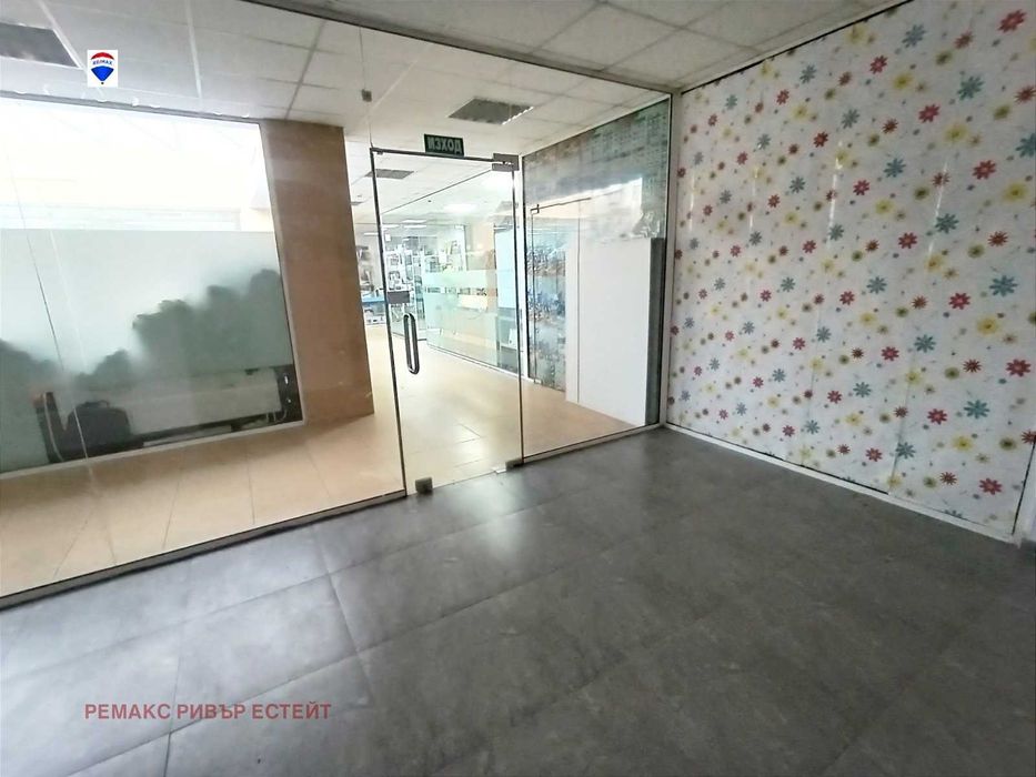 Търговски обект магазин за продажба кв. Възраждане