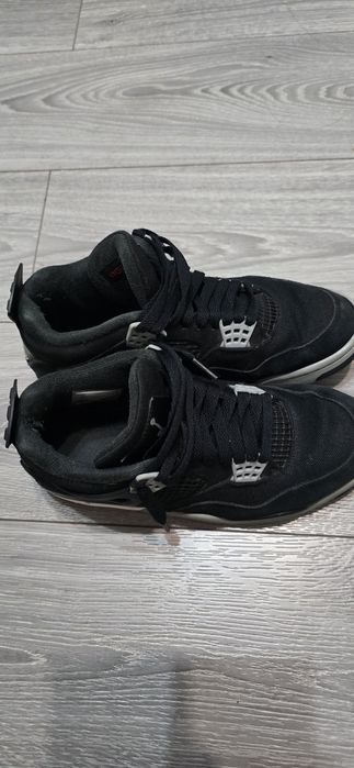 Vand Air Jordan 4 adidas