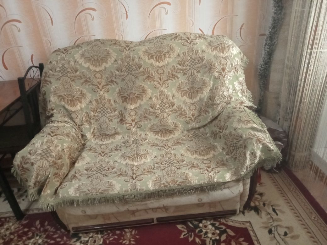 2 стола+2табурета!!