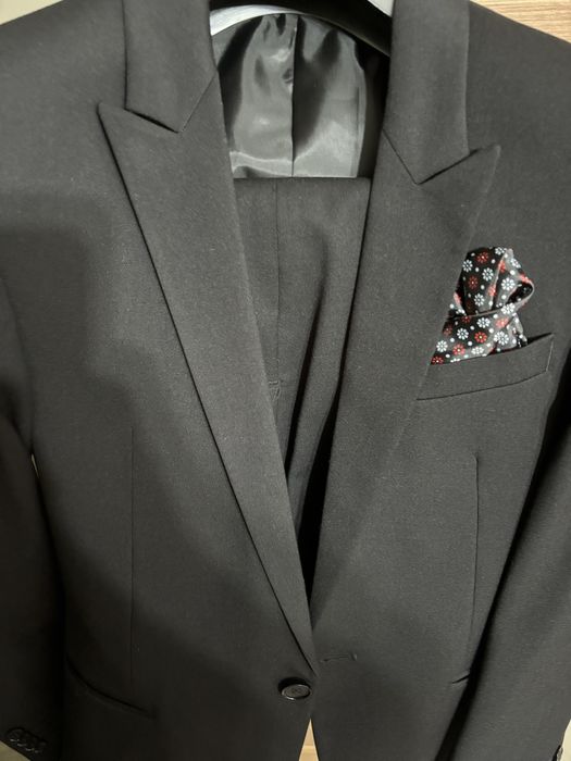 Costum Expresiv baieti negru nr.42