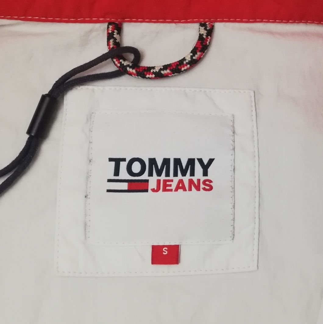 Tommy Hilfiger Lightweight Zip Jacket оригинално яке S ветровка