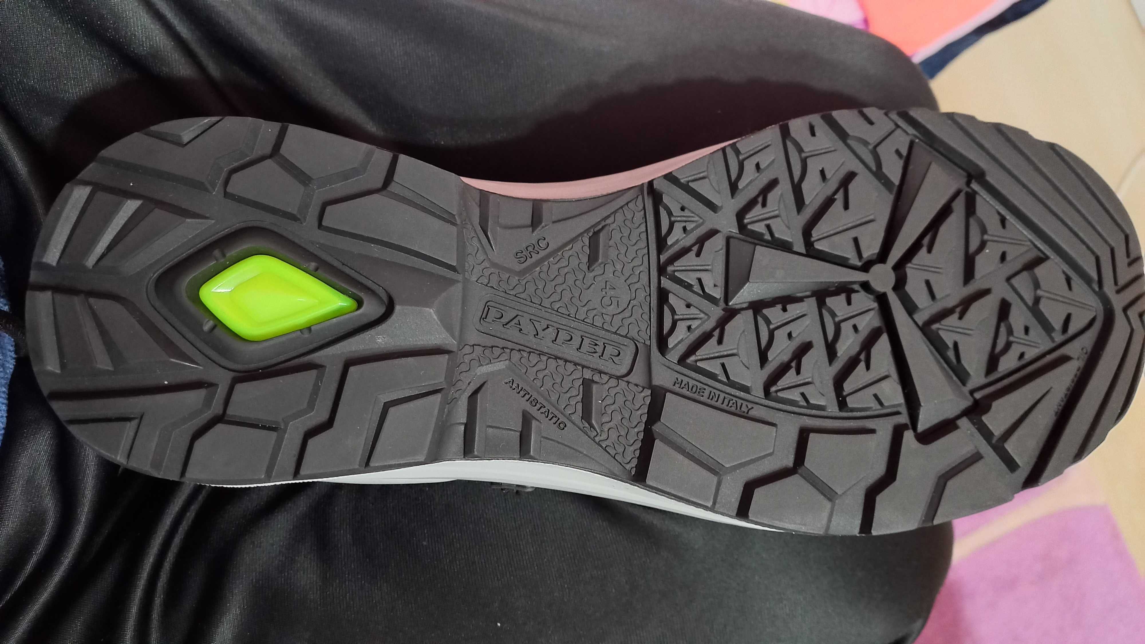 Продавам работни обувки Payper get force MID S3 SRC BLACK - 45 номер.