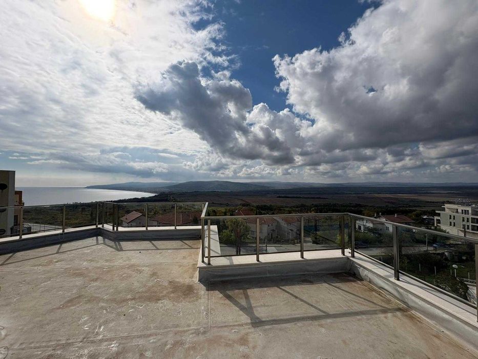 Продава се Тристаен апартамент в Бяла - 97 кв.м за 1400 €/кв.м - Снимка #13