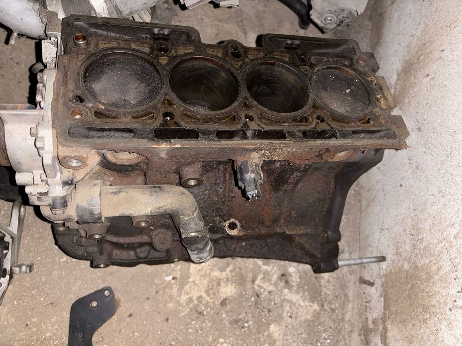 Bloc motor ambielat 1.2 Logan,Sandero,Duster,Renault,cod motor  D4F