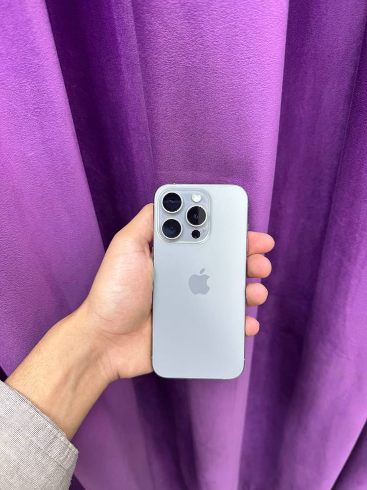 IPhone 15 pro sim