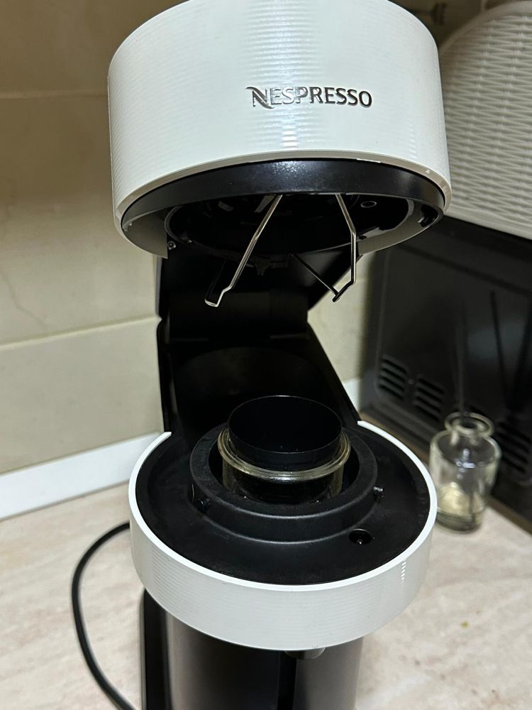 Vând Espressor Nespresso