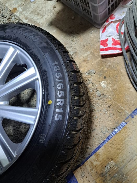 Диски с резиной в идеальном состоянии