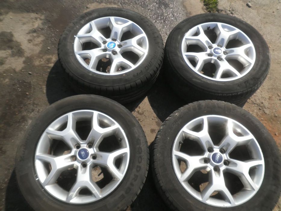 Jante 17" cu anvelope 235/55/17 Ford Kuga 8V41-1007-BA 8V411007BA 7.5J ET 52.5
