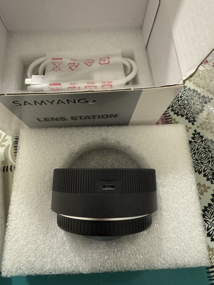 Samyang Lens Station за обекриви Fe (sony)