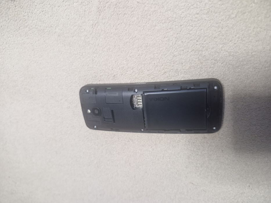 Nokia 8110 4gb 512 MB